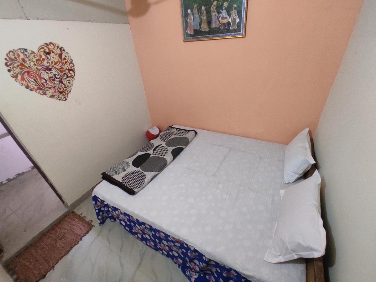 Superinn Home Stay& Guest House Agra  Εξωτερικό φωτογραφία