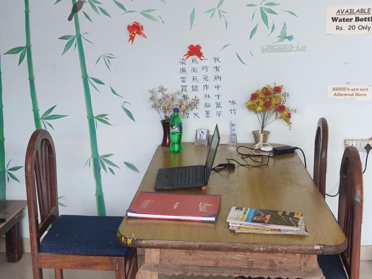 Superinn Home Stay& Guest House Agra  Εξωτερικό φωτογραφία