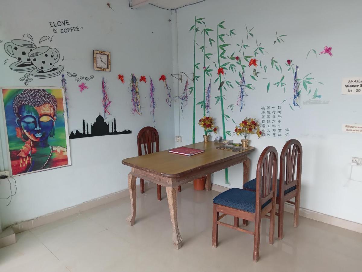 Superinn Home Stay& Guest House Agra  Εξωτερικό φωτογραφία
